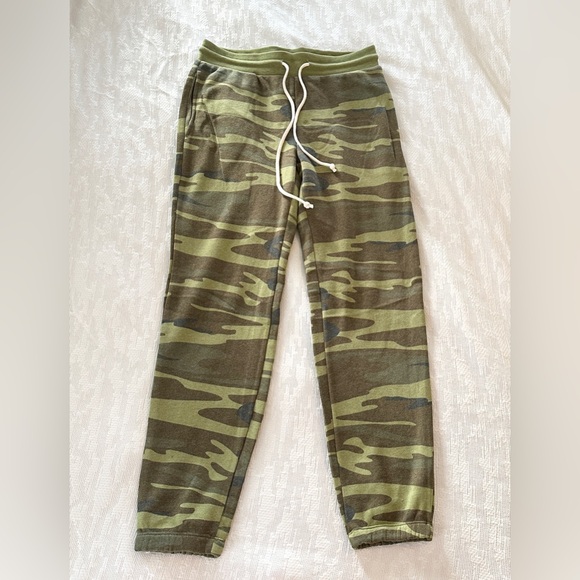 Alternative Apparel Pants - Alternative Apparel Camo Joggers – Size Small